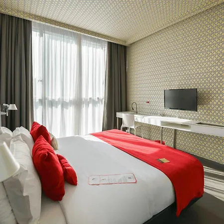 The Smallville Hotel Beirut Exterior photo